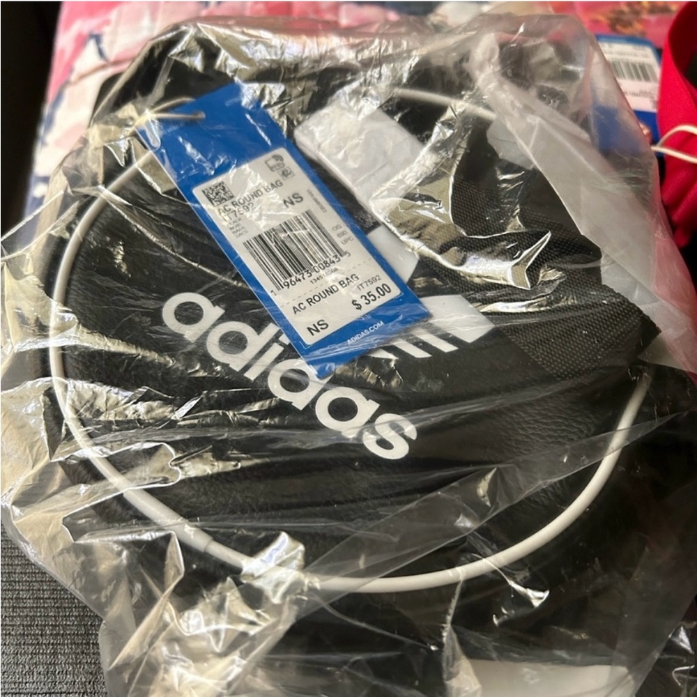 Adicolor Classic Black Round Bag
